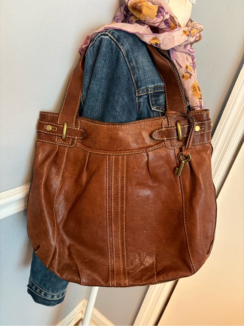 Fossil Saddle Brown Leather Shoulder Tote